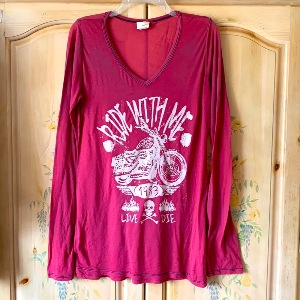 Cute motorcycle shirt by daytrip